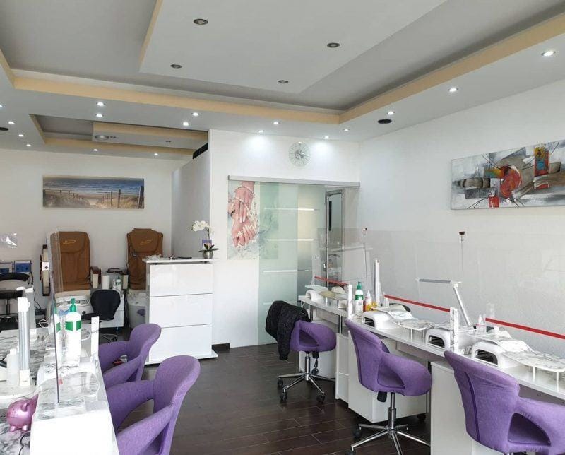Innenansicht des Beautyline21 Studios in Echterdingen